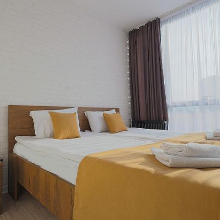Welcome Republic Square Apartments Ereván Exterior foto