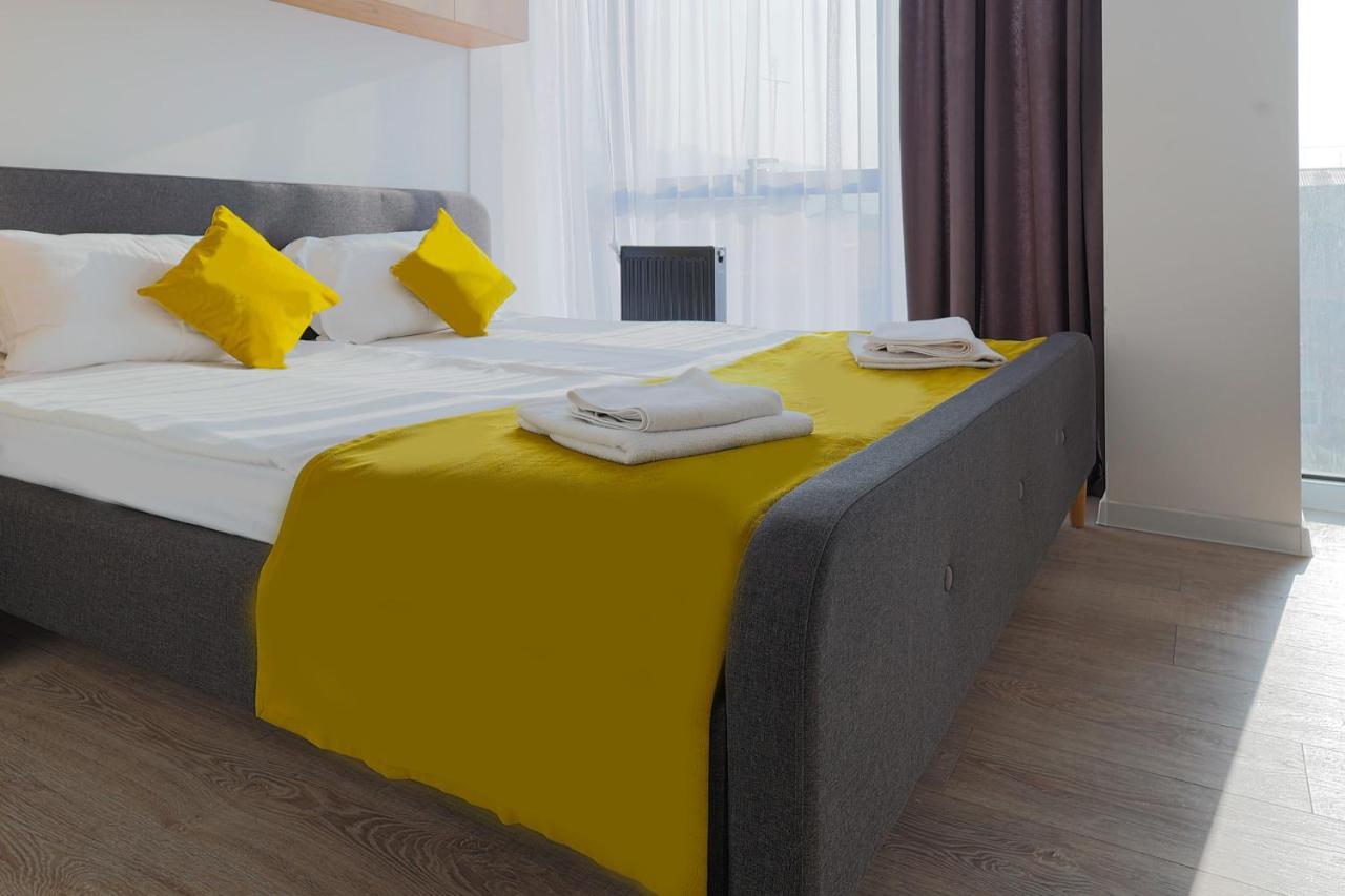Welcome Republic Square Apartments Ereván Exterior foto